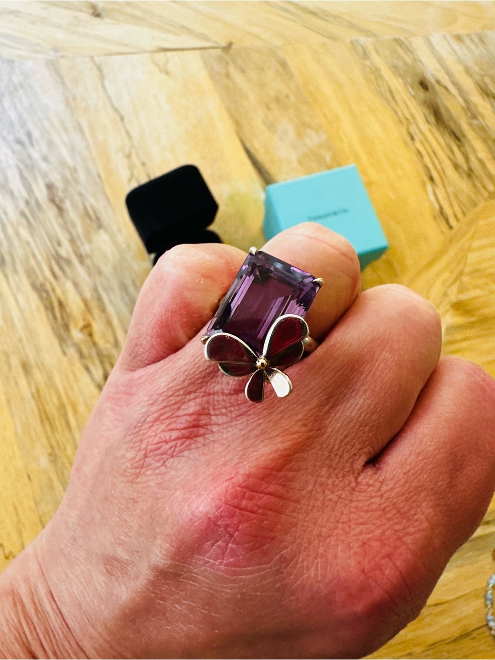 Tiffany & Co. Silver Ring with Blue-Purple Gem and Flower Accent - Picture 6 of 8